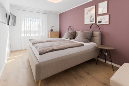 FeWo_Bergfeld_Schlafzimmer_Rosa_01
